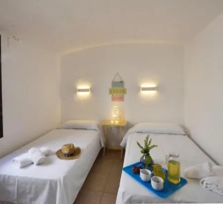 Sleeps 6 Pool Villa
