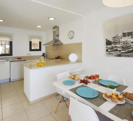 Sleeps 6 Pool Villa Begur